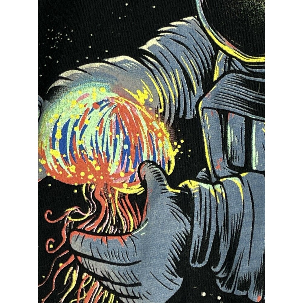 Threadless Astronaut Space Graphic Tee Black Men’… - image 5